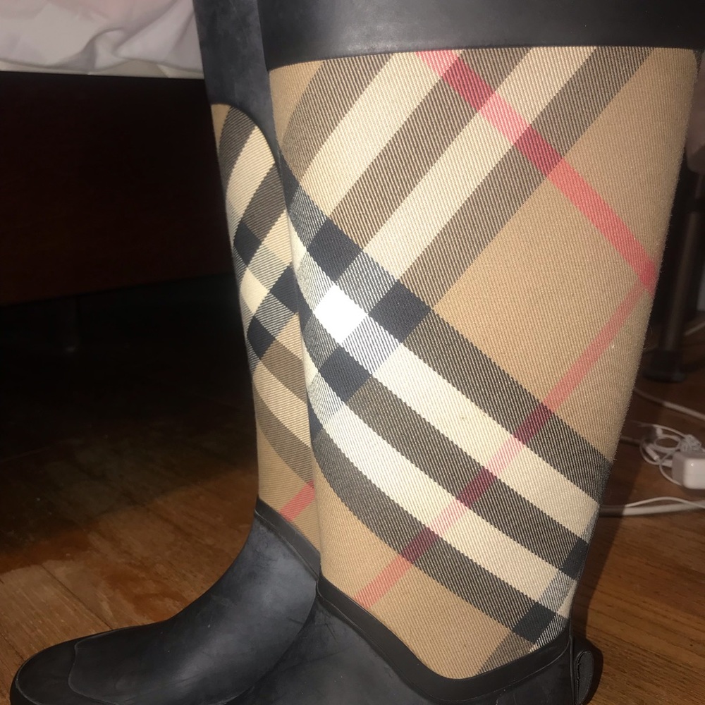 Burberry Rainboots